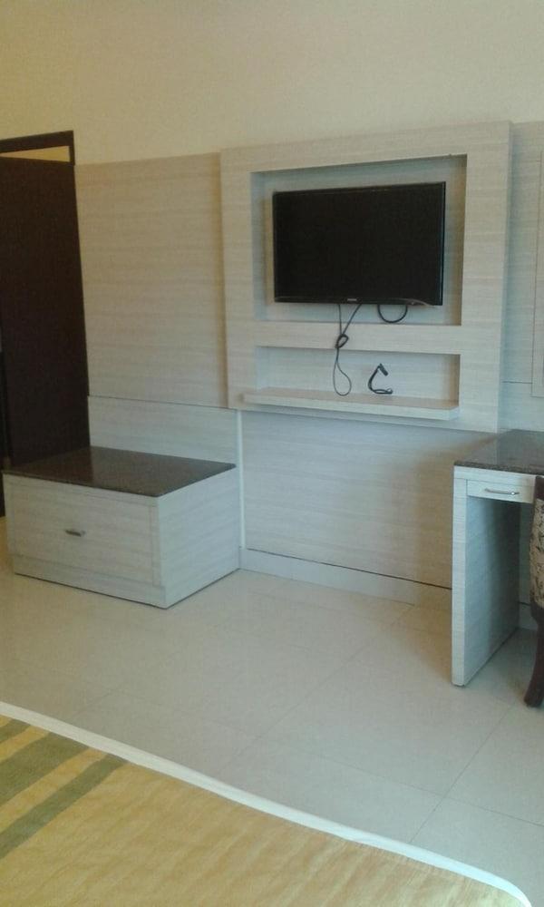 Hotel Shompen Порт Блеър Екстериор снимка