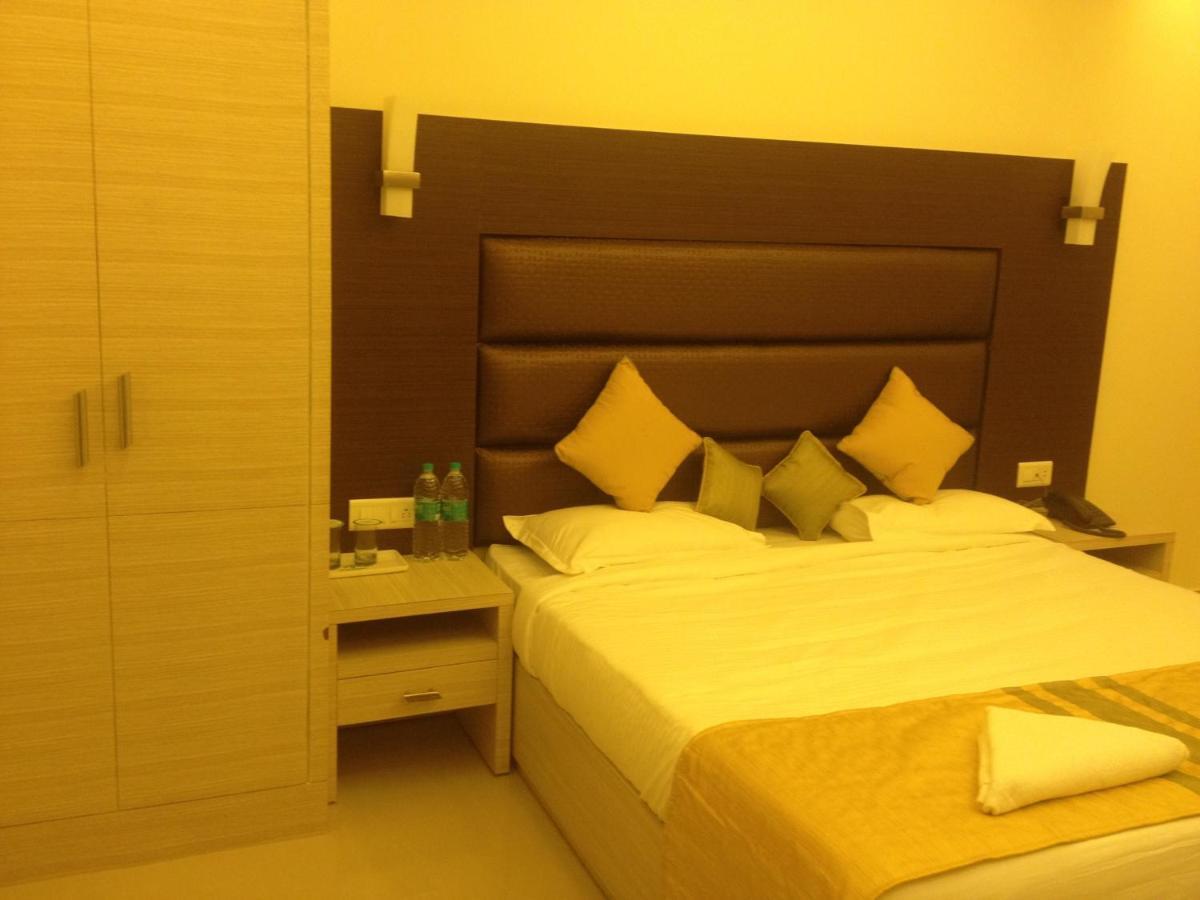 Hotel Shompen Порт Блеър Екстериор снимка