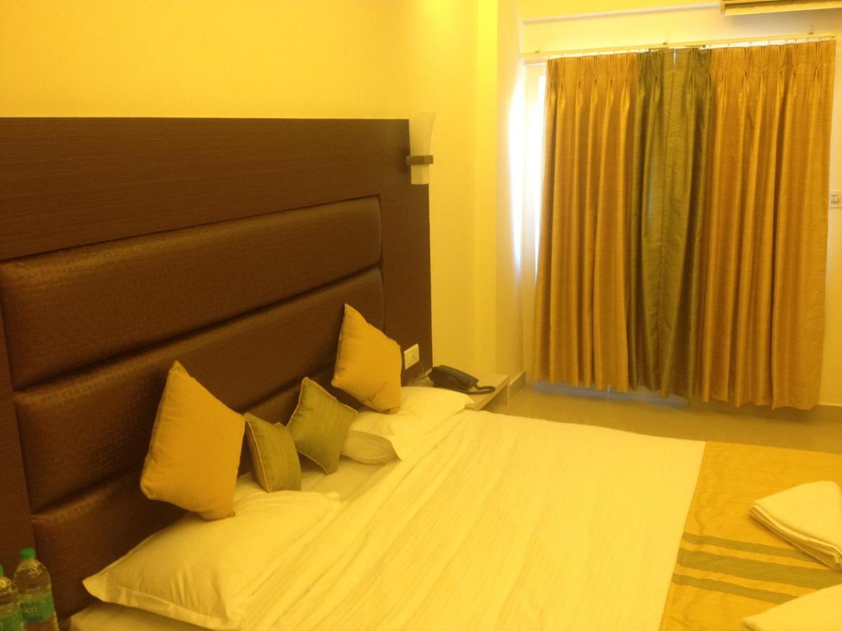 Hotel Shompen Порт Блеър Екстериор снимка